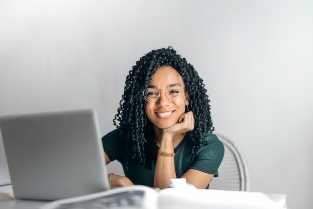 college student with laptop